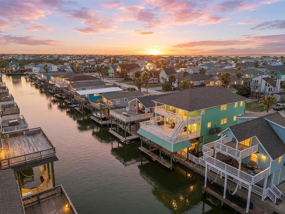 Galveston upscale home exterior — Houston TX